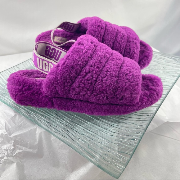 UGG Fluff Yeah Slide Slippers | Size 8 | Bold Purple Plush Comfort - Picture 7 of 9